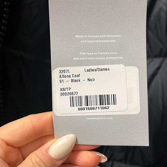 Canada goose jacket - Picture 10 of 10